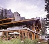 Moraine Lake Lodge